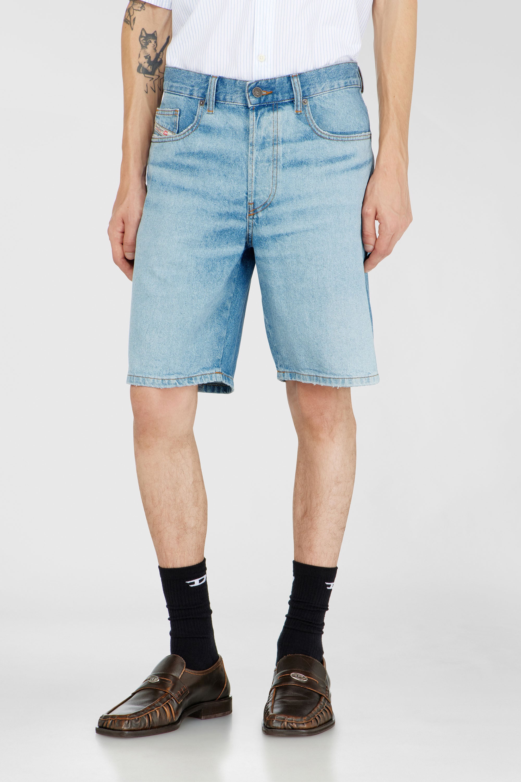 Diesel - REGULAR-SHORT, Man's Denim shorts in Light Blue - 3