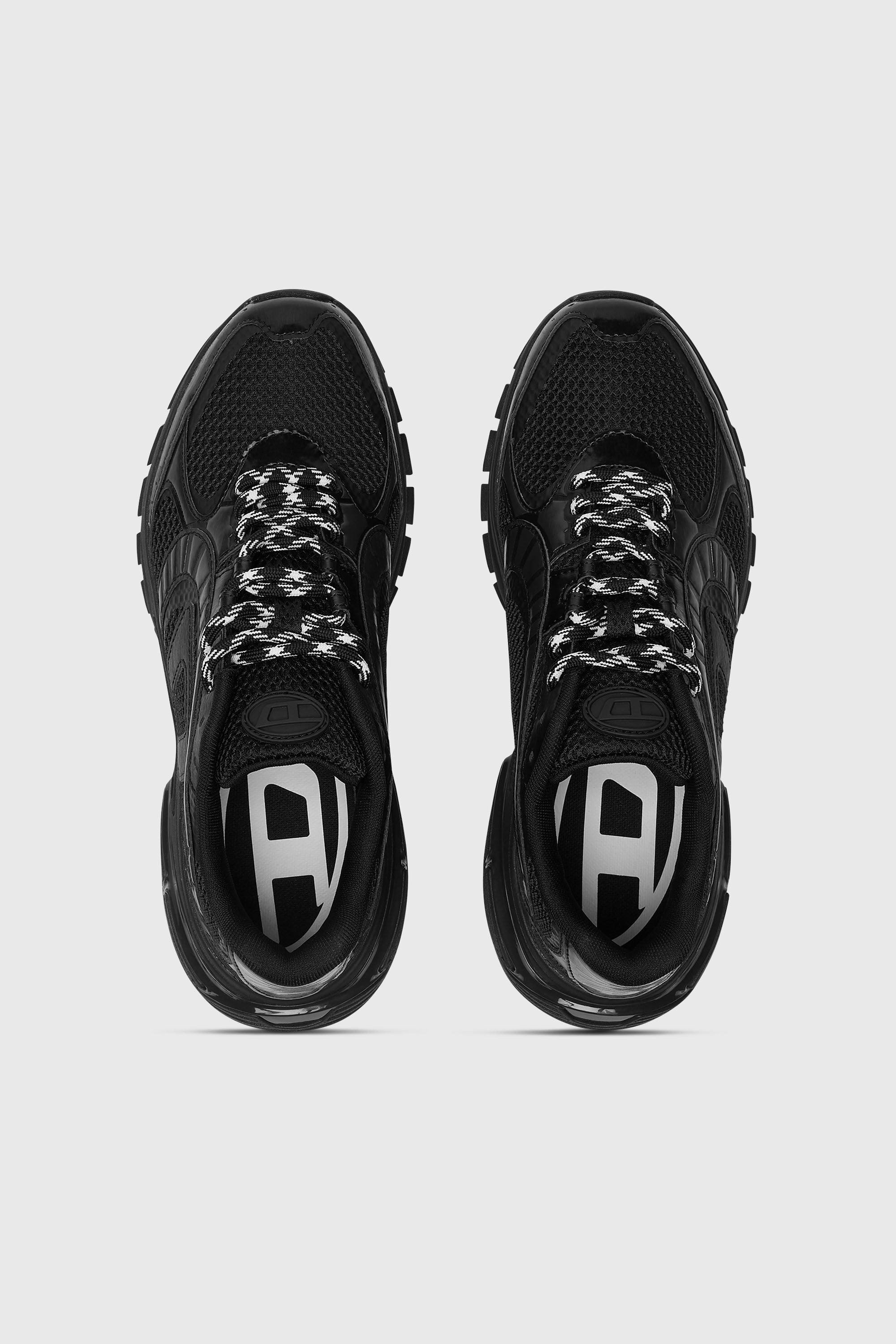 Diesel - S-PRO-V-DENSE LOW W, Woman's S-Pro-V-Dense-Monochrome mesh sneakers with Oval D logo in Black - 4