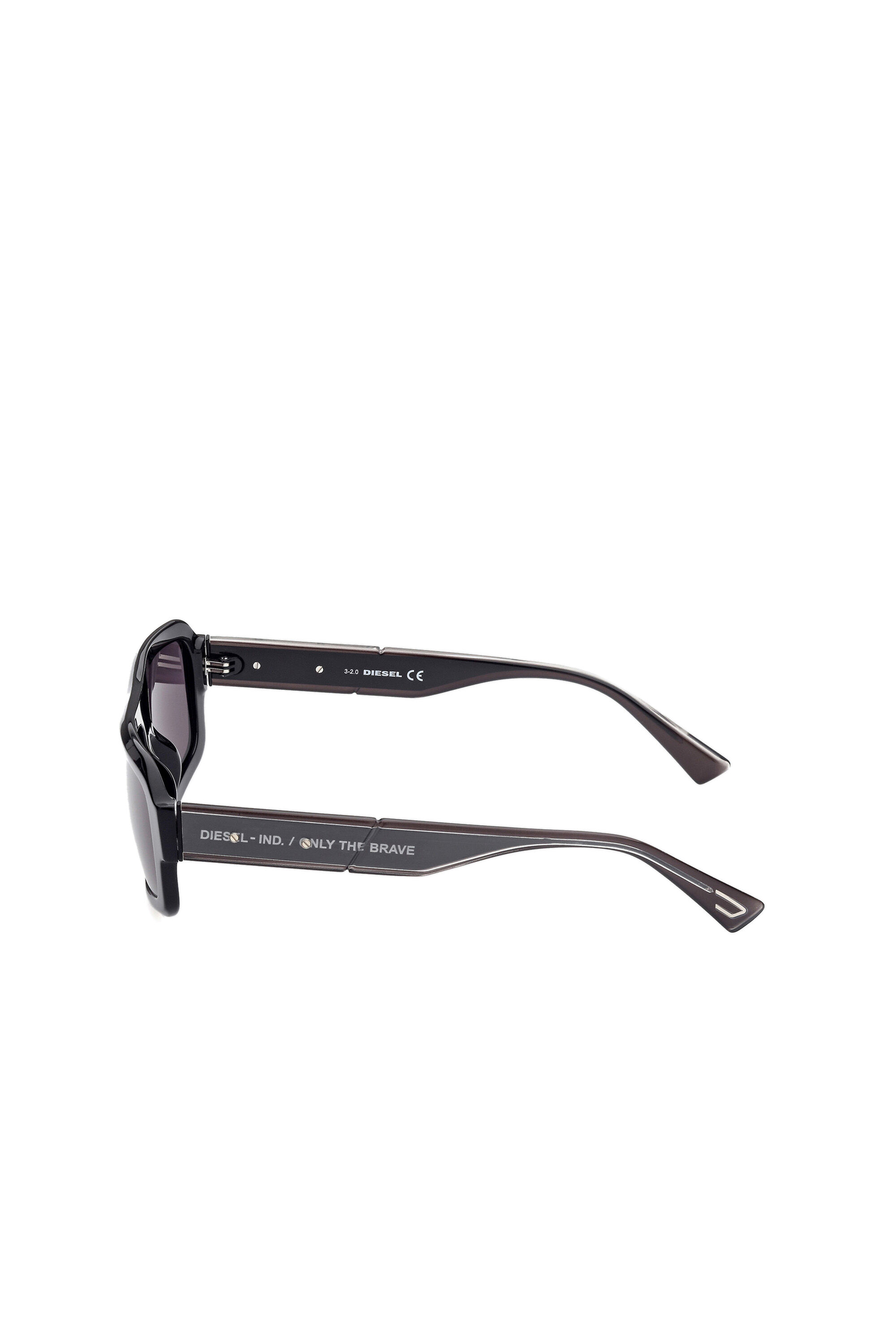 Diesel - DL0348, Man's Wrap fitting with bold construction sunglasses in Black - 4