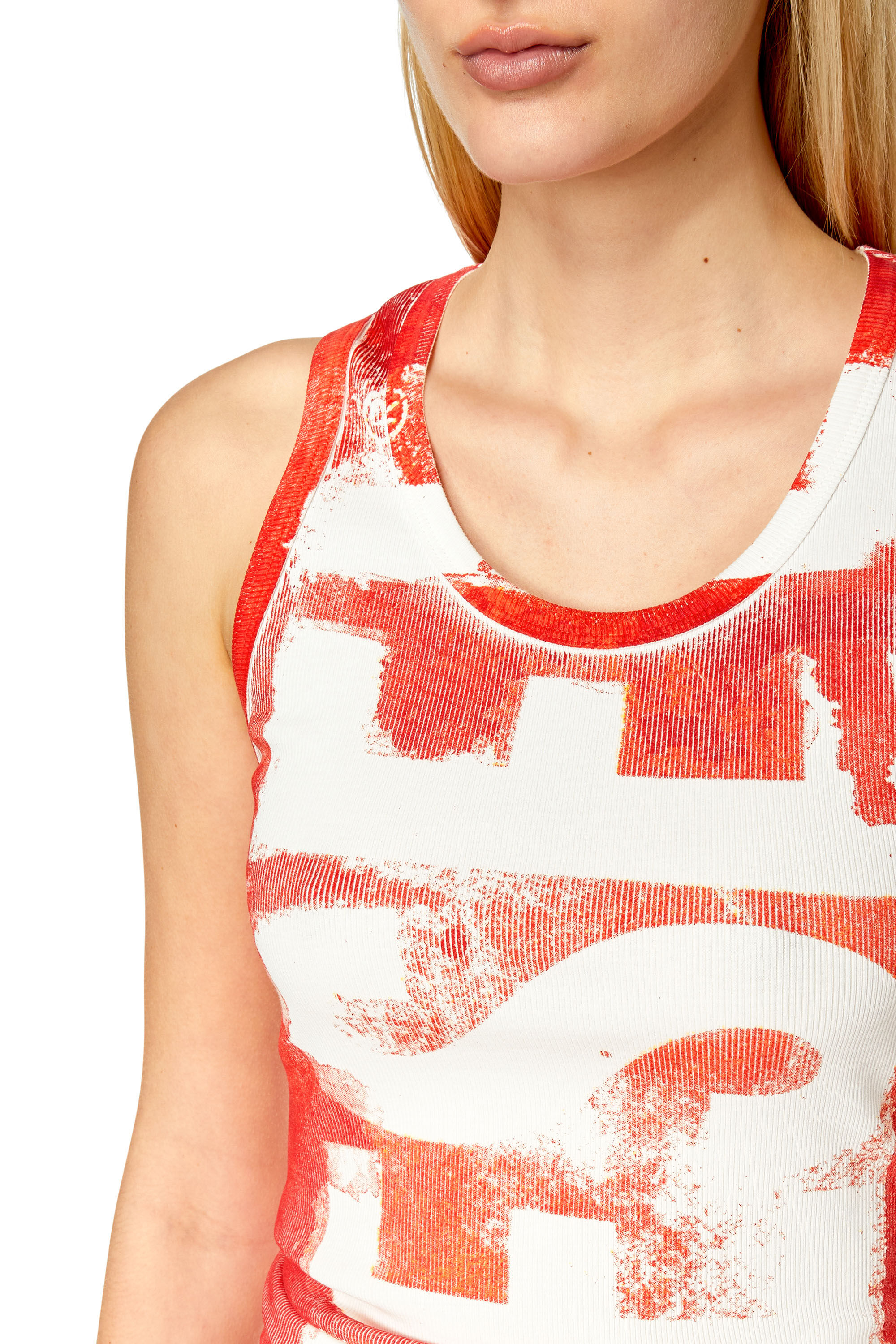 Red on sale sleeveless shirt