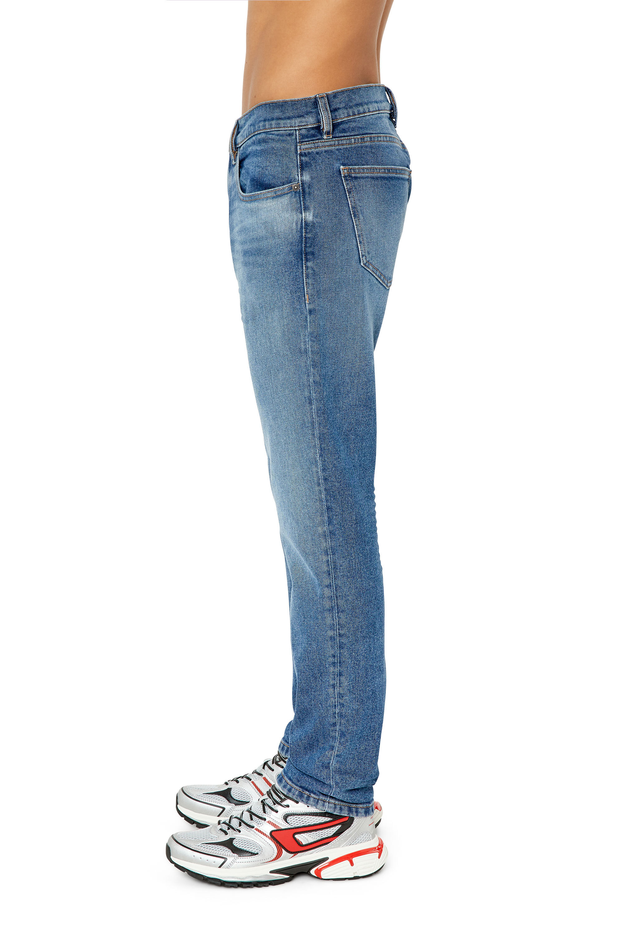 Diesel - 2019 D-Strukt 0NFAJ Slim Jeans, Medium blue - Image 5