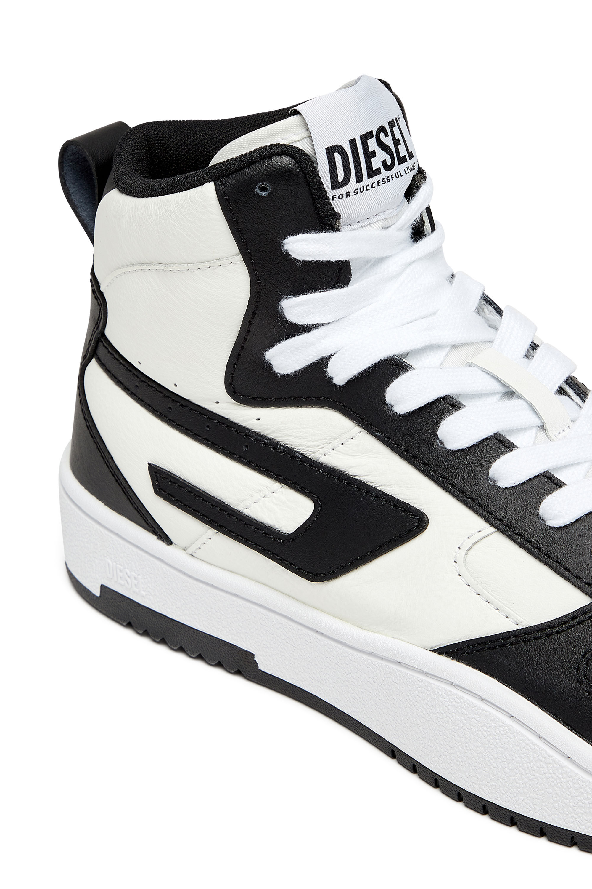 Men s S Ukiyo V2 Mid High top sneakers with D branding Multicolor Diesel