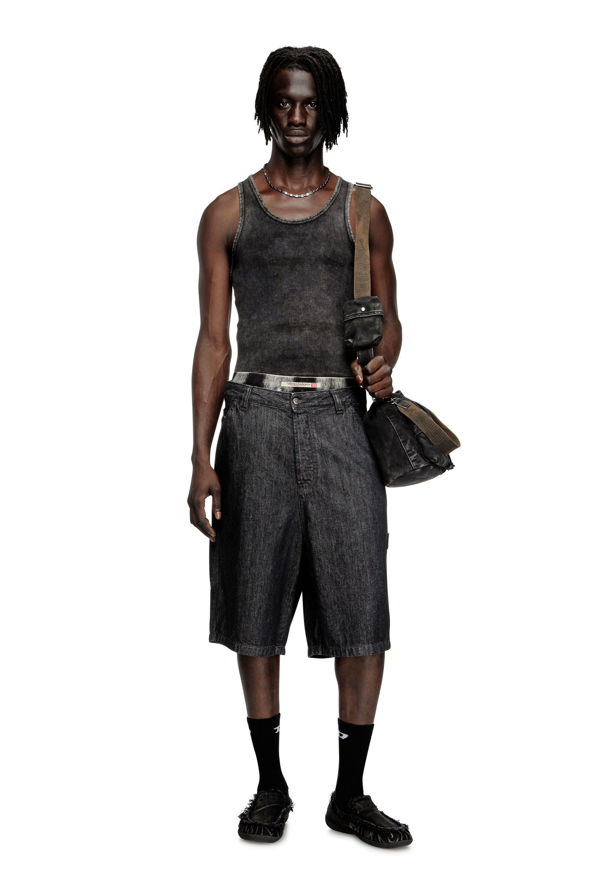 Diesel - D-LIVERY-W-SHORT, Man's Shorts in rinse-wash denim in Black - 3