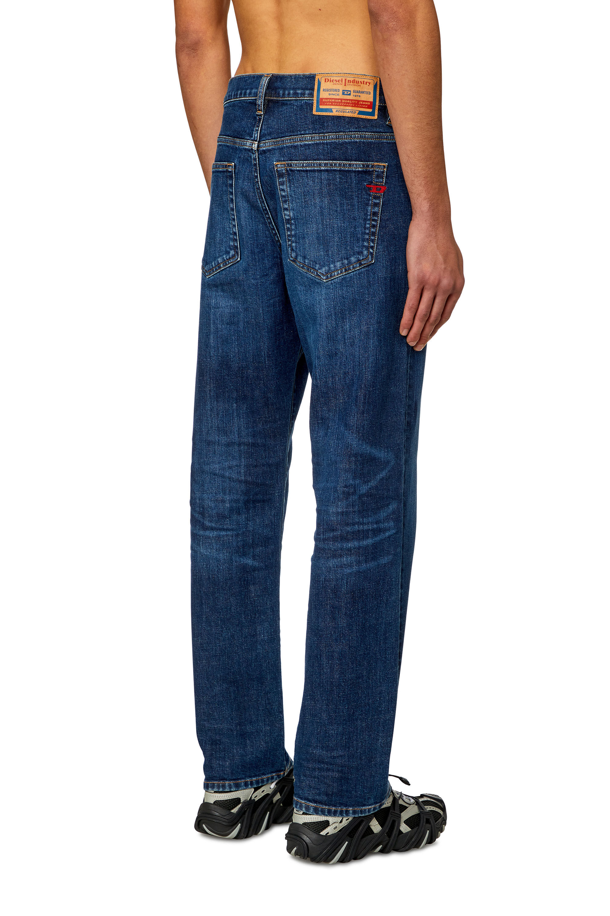 Men's Regular Skater Jeans | Dark blue | Diesel 2020 D-Viker