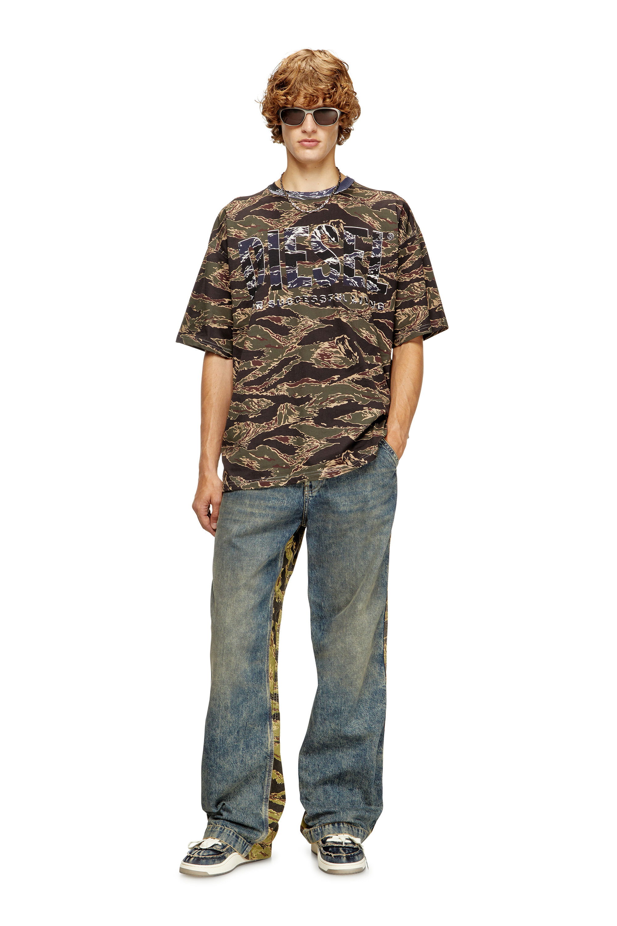 Diesel - S-TRACKER-D LOW, Man's S-Tracker-D-Frayed denim sneakers with transparent sole in Blue - 1
