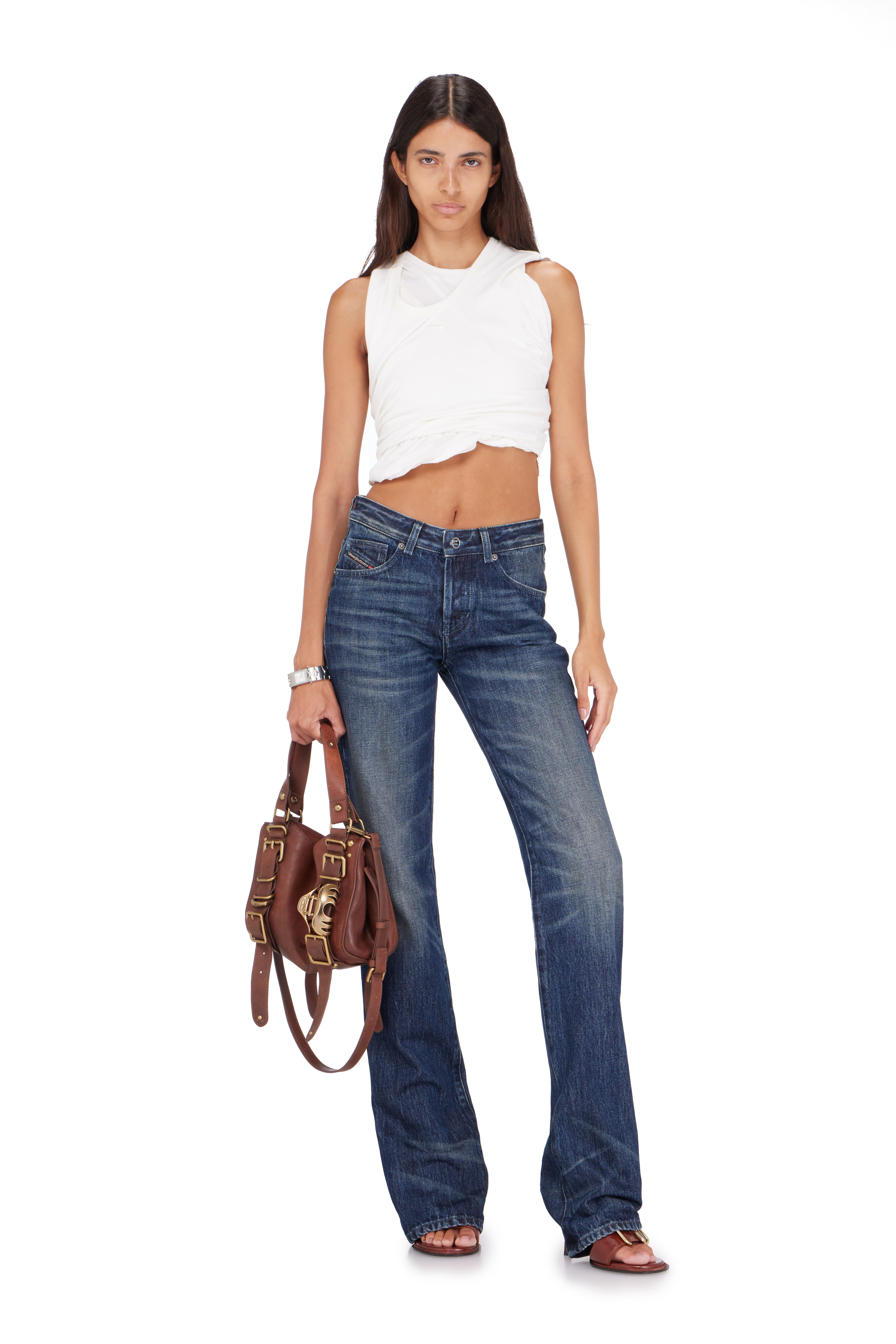 Diesel - D-ONE TOPHANDLE S, Woman's D-One-Small top-handle bag in treated leather in Brown - 2