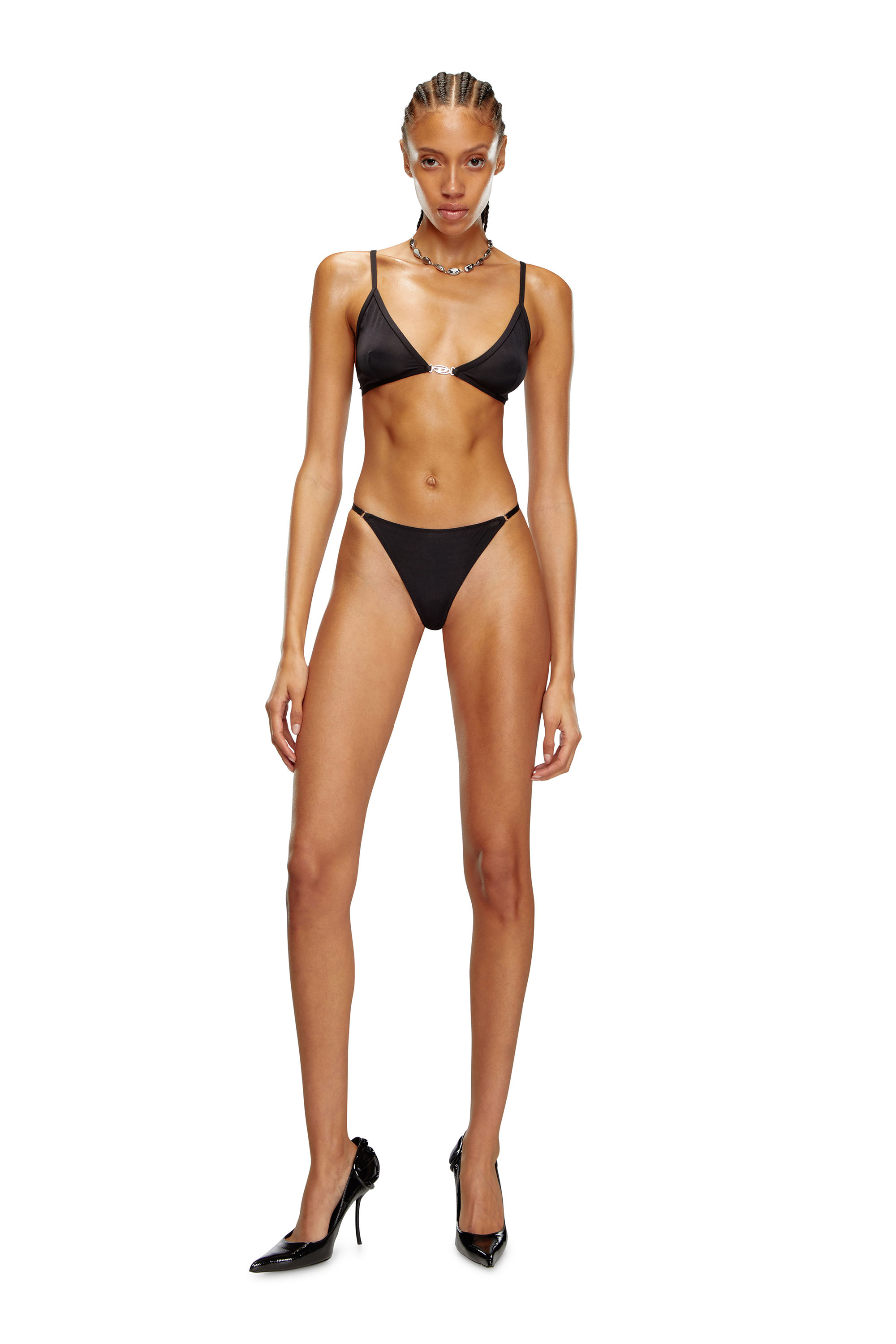 UFSB-OVAL-D-TRIANGLE-BRA