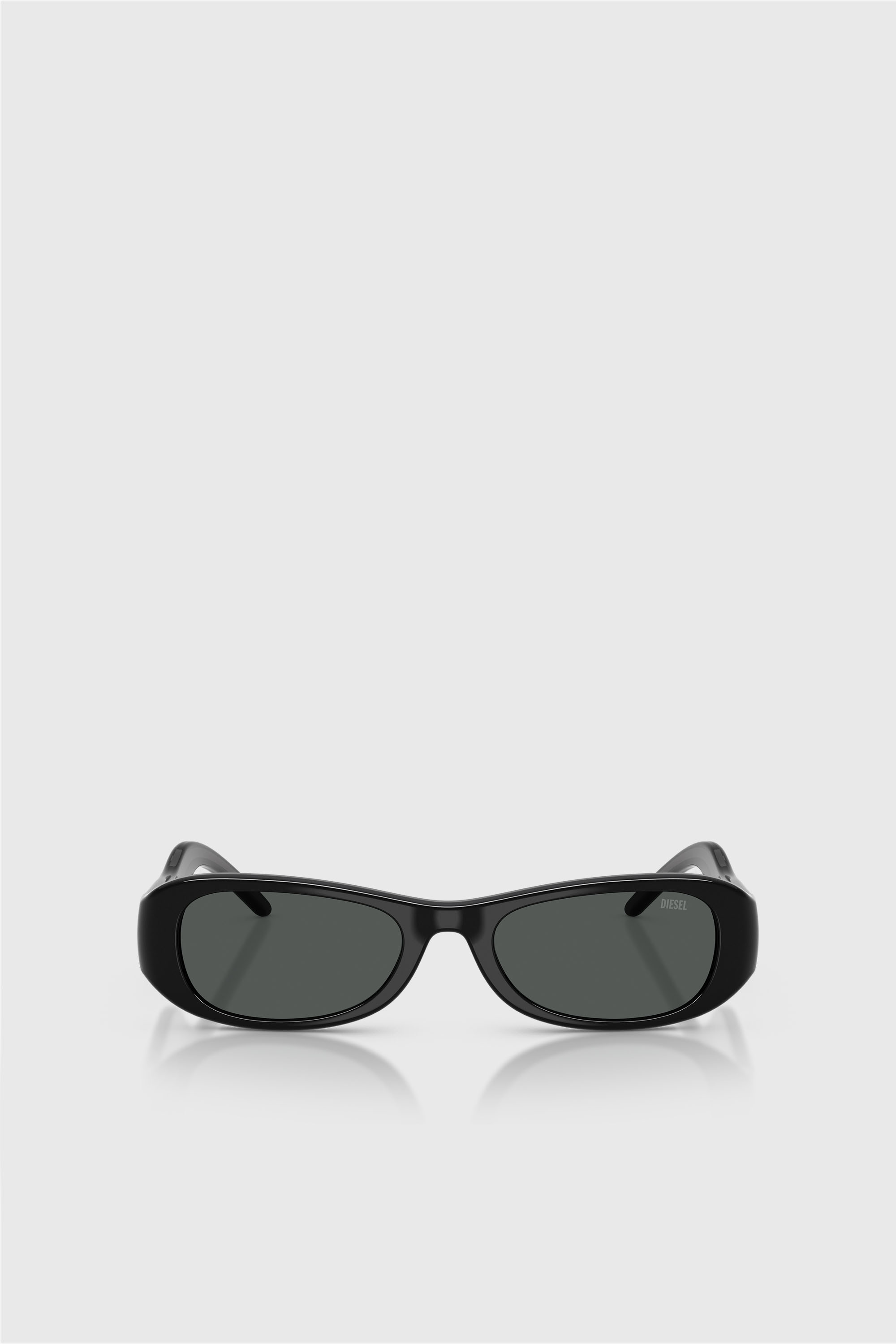 Diesel - 0DL3020U, Unisex's Pillow Sunglasses in Black - 1