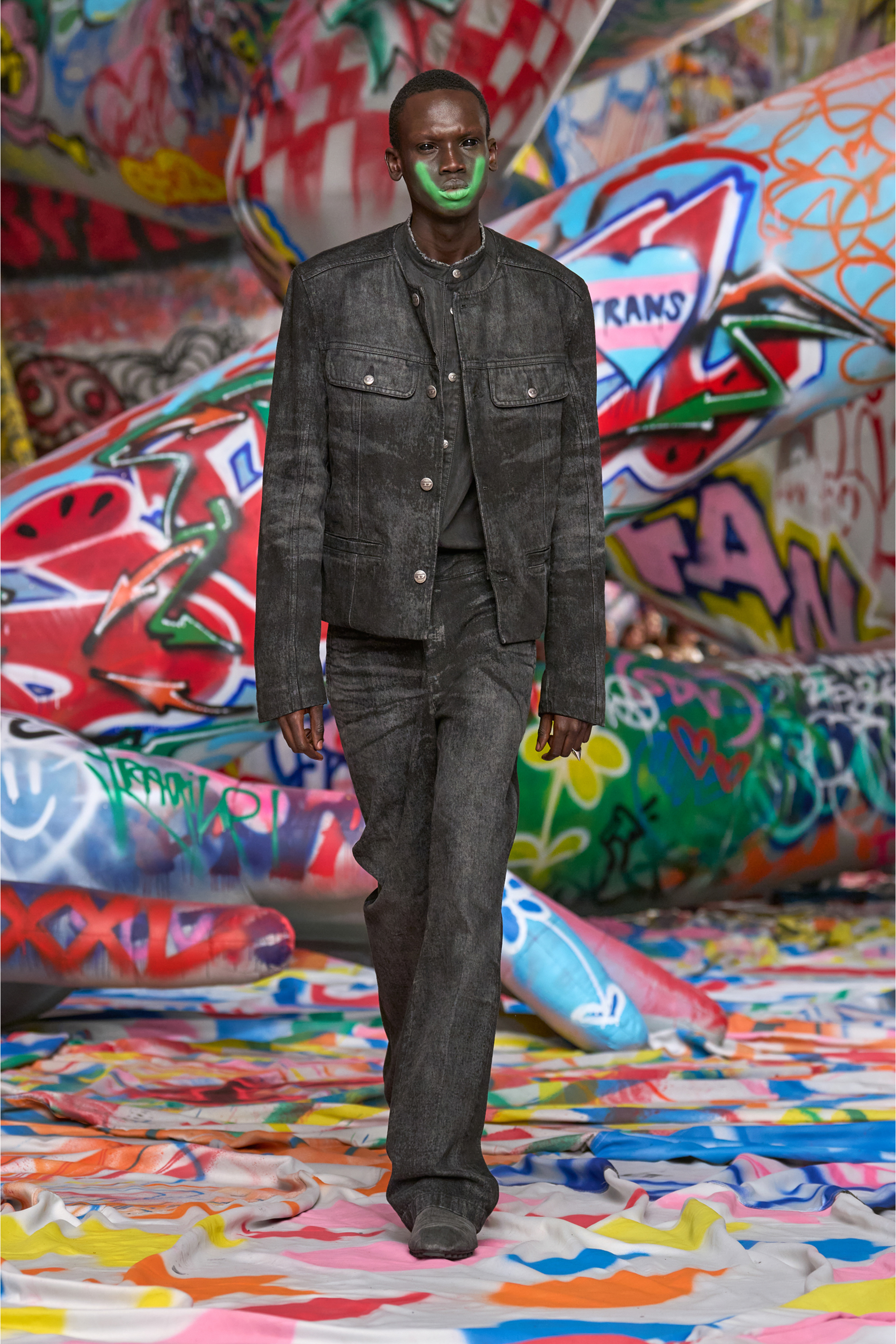 Diesel - Man's Relaxed Jeans 2001 D-Macro 007DB, Black/Dark grey - 4