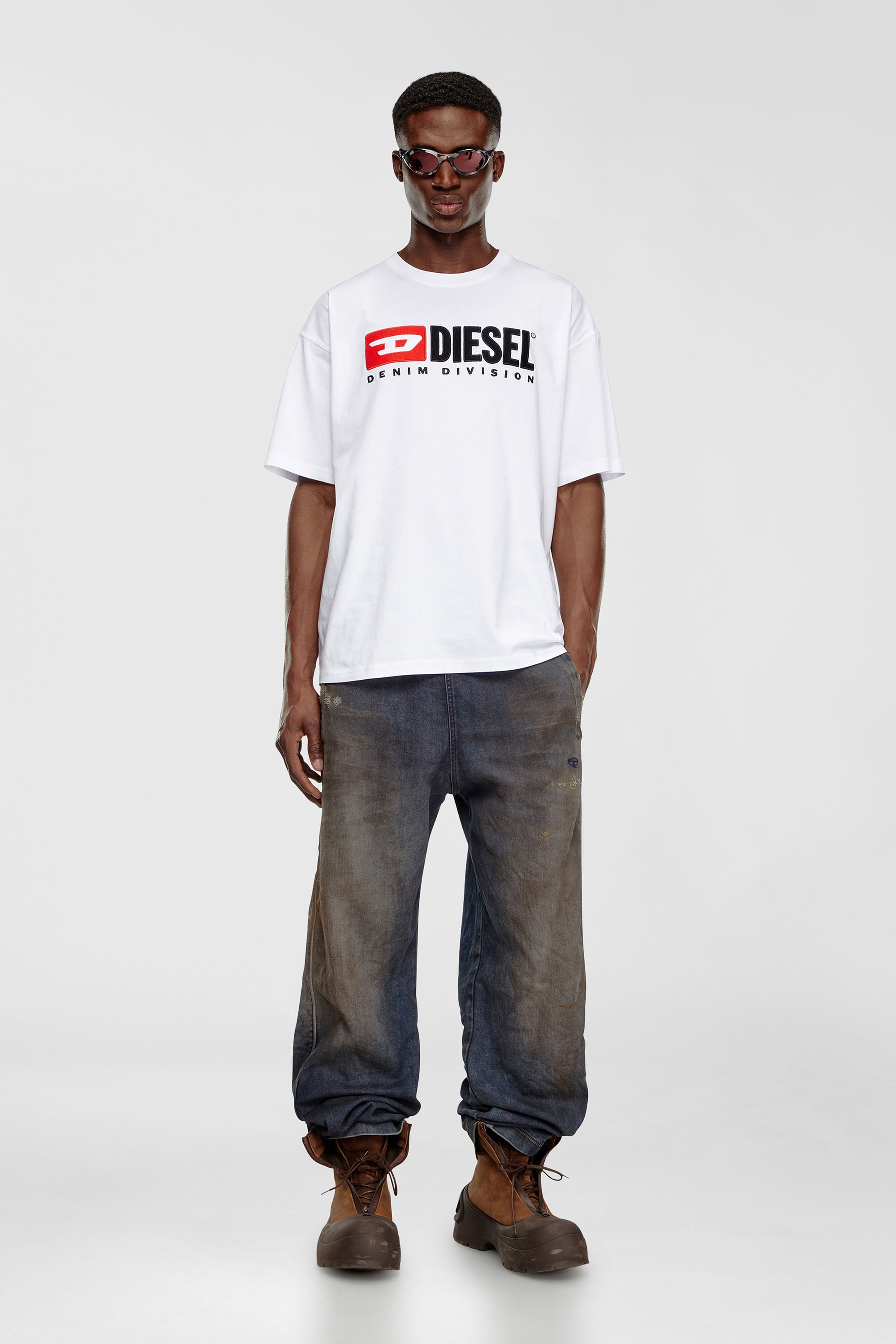 Diesel - T-BOXT-DIV, Man's T-shirt with Diesel patch logo in White - 2