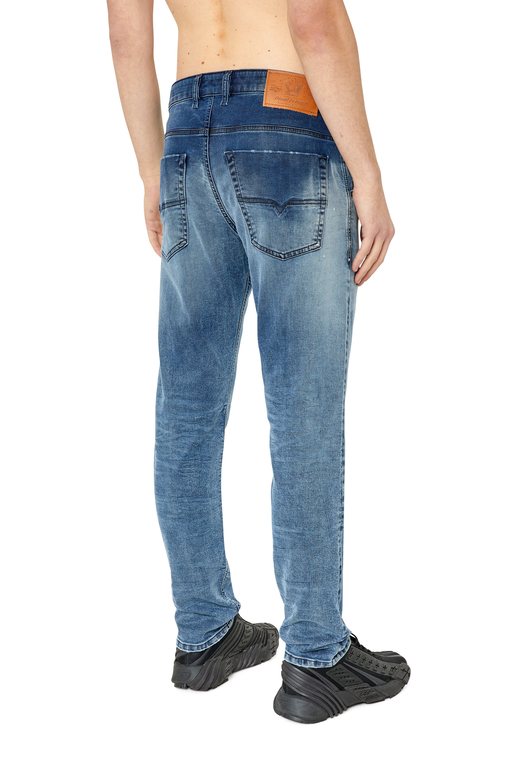maag domineren bagageruimte JoggJeans® Men: Jeans in stretch denim fabric | Diesel® fabric