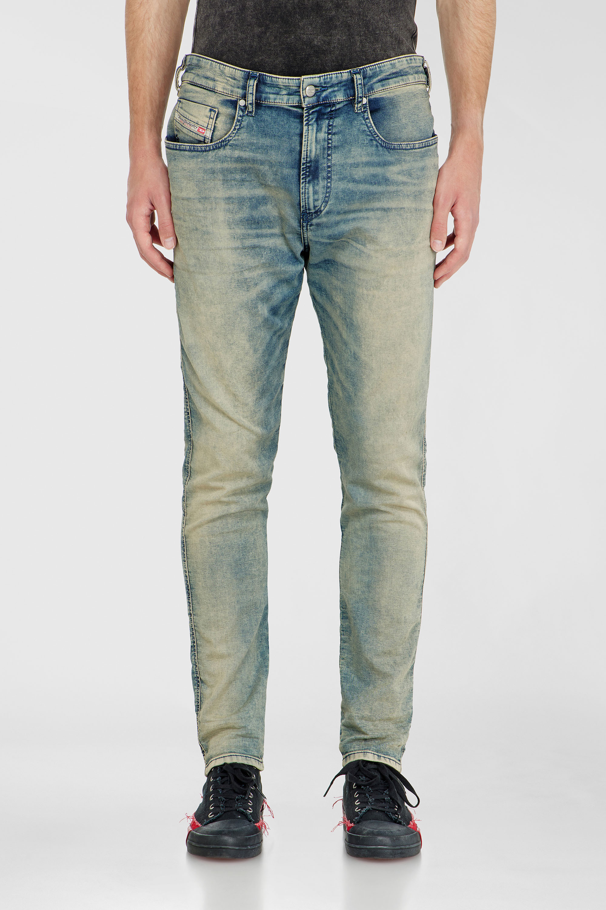 Diesel - Man's Slim 2062 D-Strukt Joggjeans&reg; 09P60, Medium blue - 2