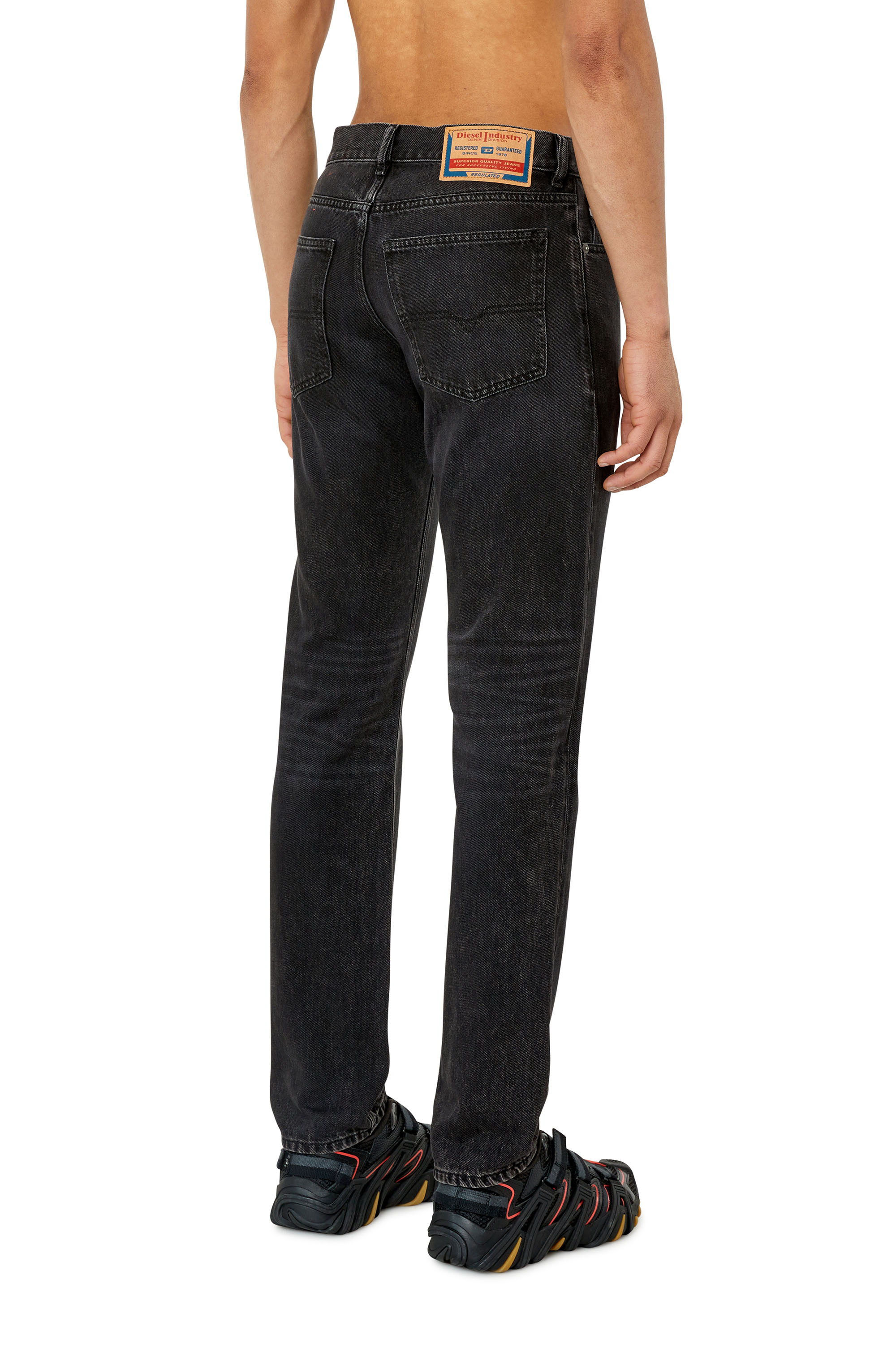 Diesel - 1995 D-Sark 09B88 Straight Jeans, Black/Dark grey - Image 2