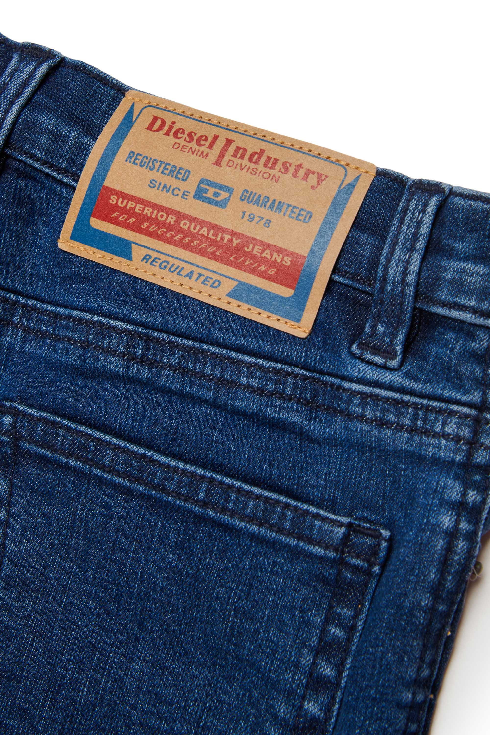 Diesel - D-MACS-SH-J, Man's Bermuda shorts in stretch denim in Dark Blue - 4