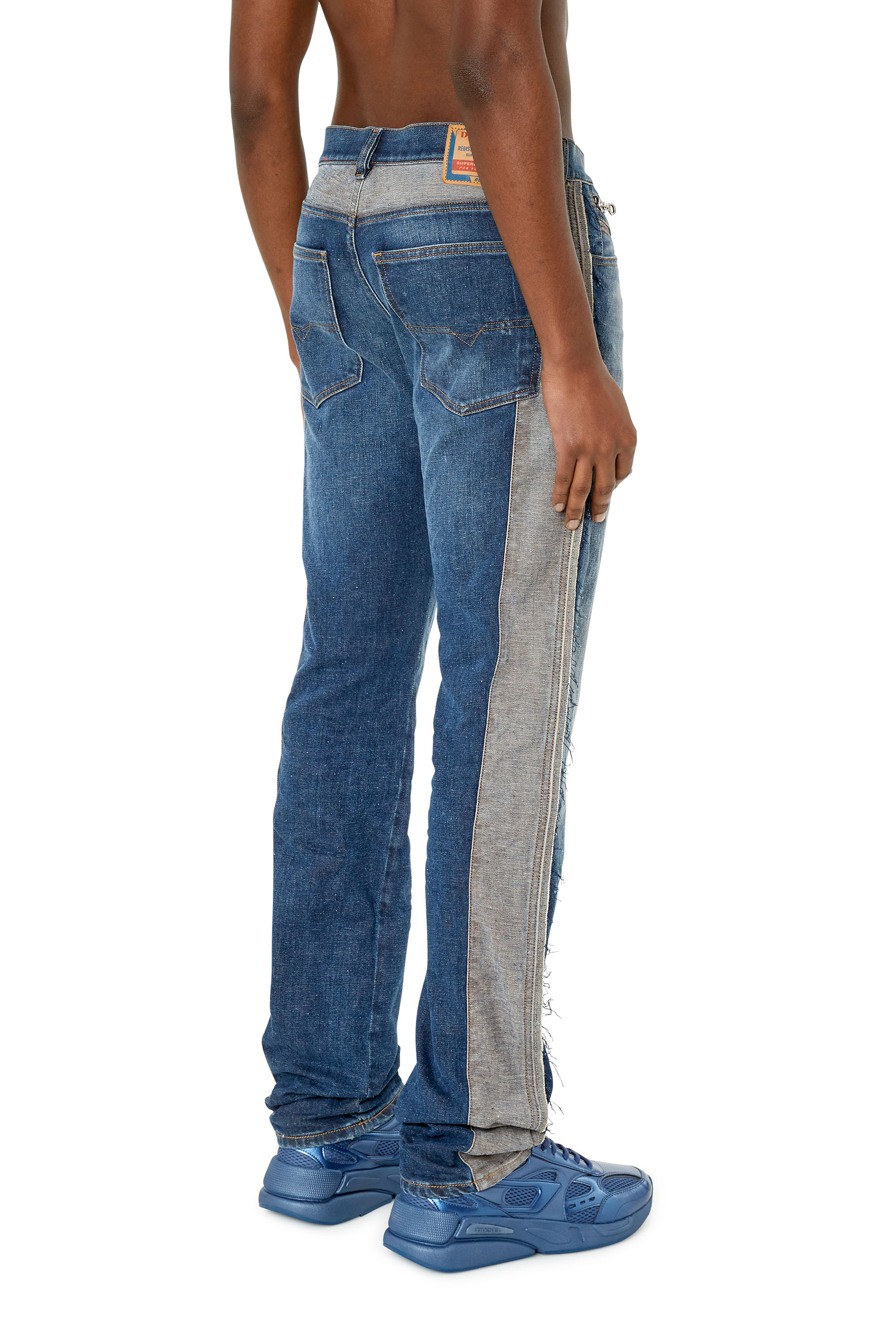 Diesel - 1995 D-Sark 09F39 Straight Jeans, Dark Blue - Image 2