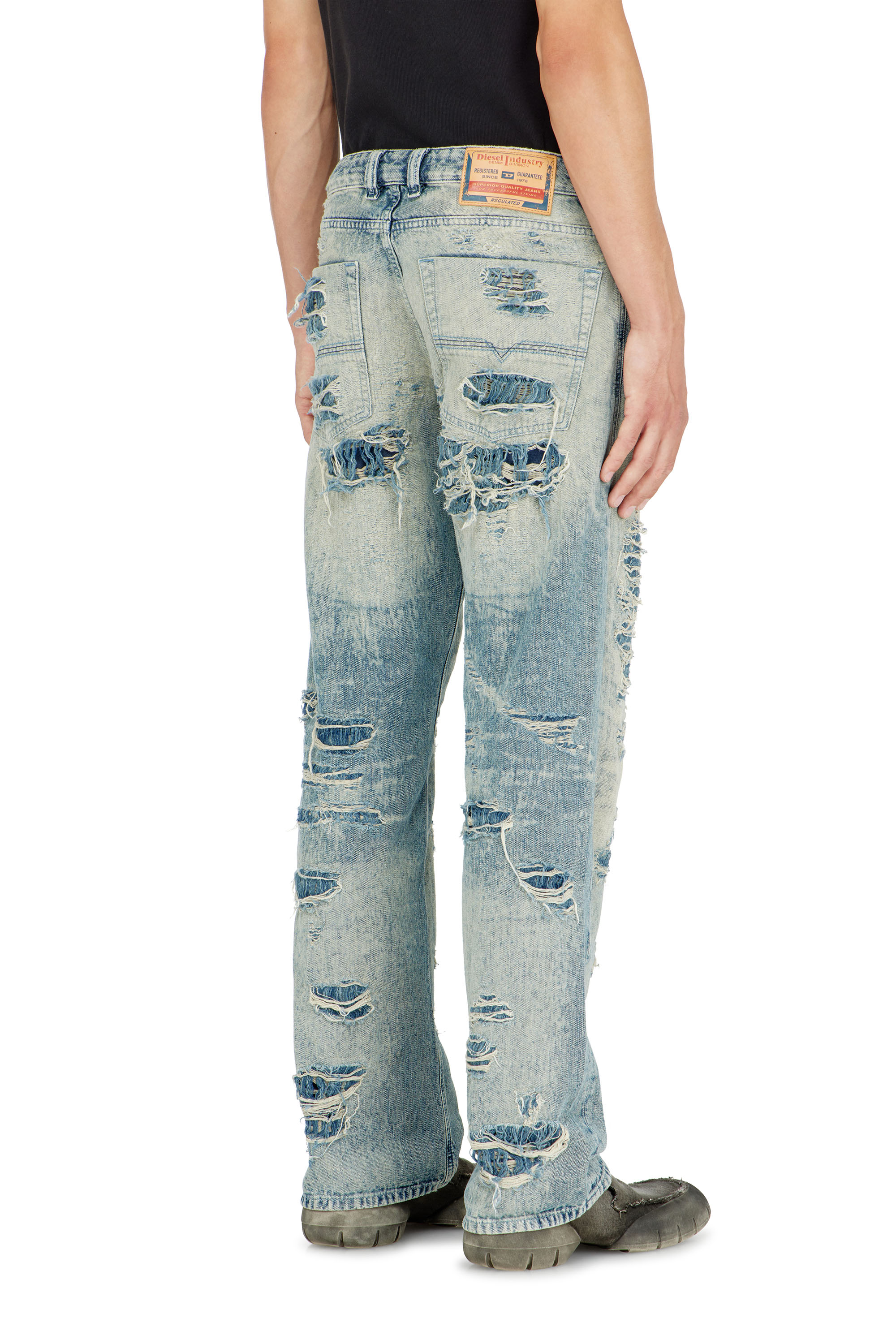 Diesel - Man's Relaxed Jeans 1980 D-Eeper 068YM, Medium blue - 5