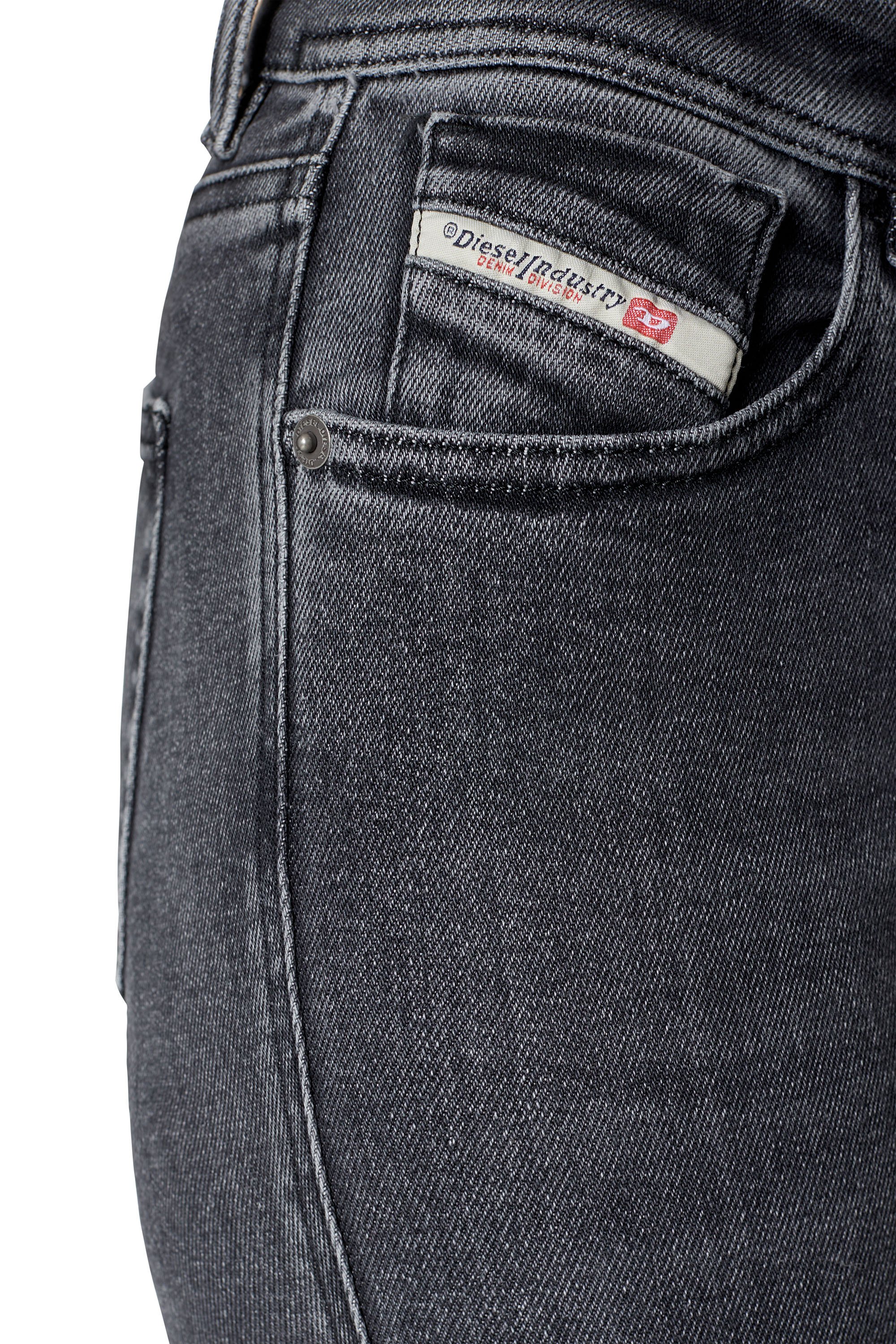 Diesel - 2017 SLANDY 09D61 Super skinny Jeans, Black/Dark grey - Image 3