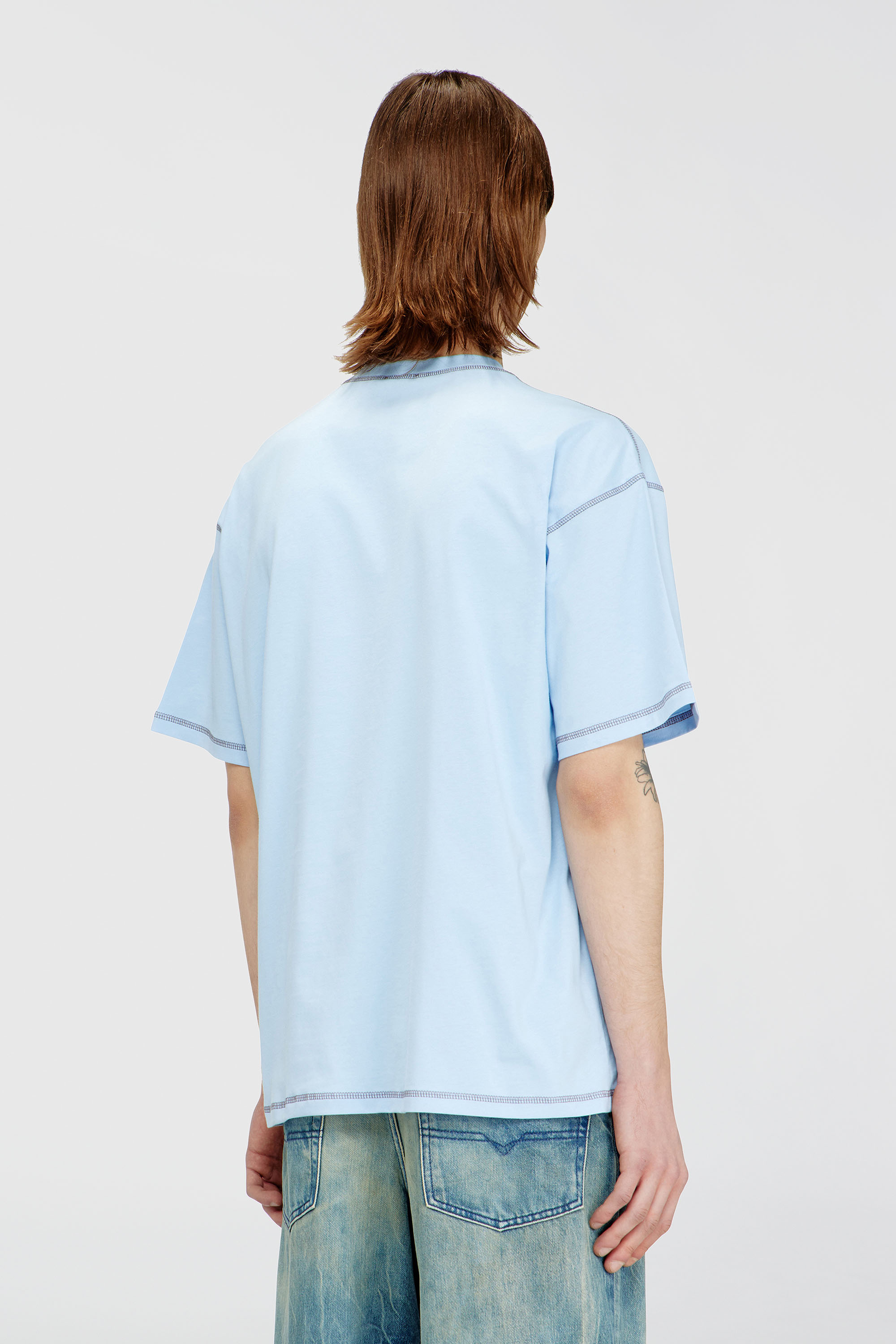 Diesel - T-BOXT-V11, Man's Relaxed T-shirt with water-effect print in Light Blue - 4