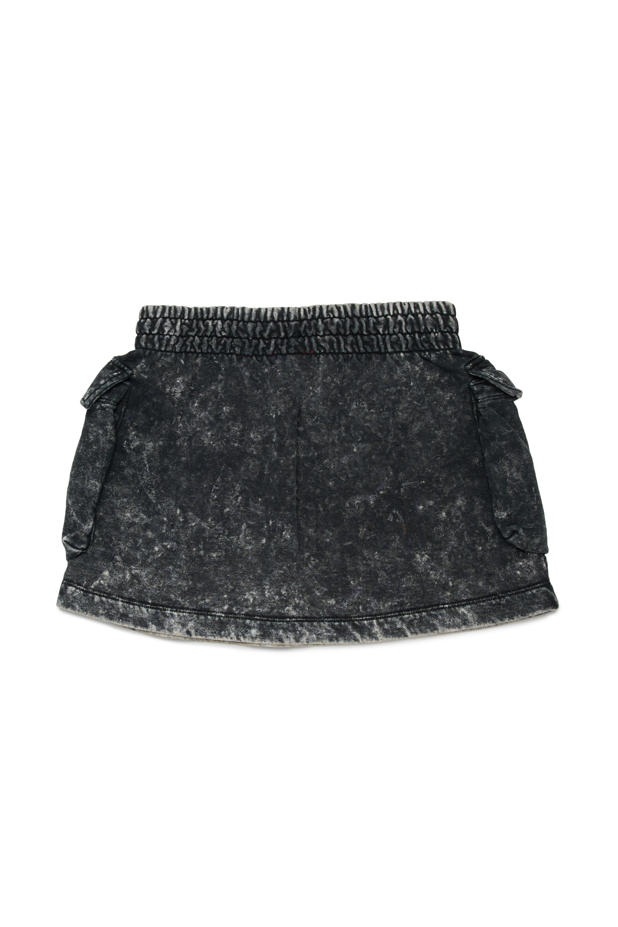 GIONA, Black