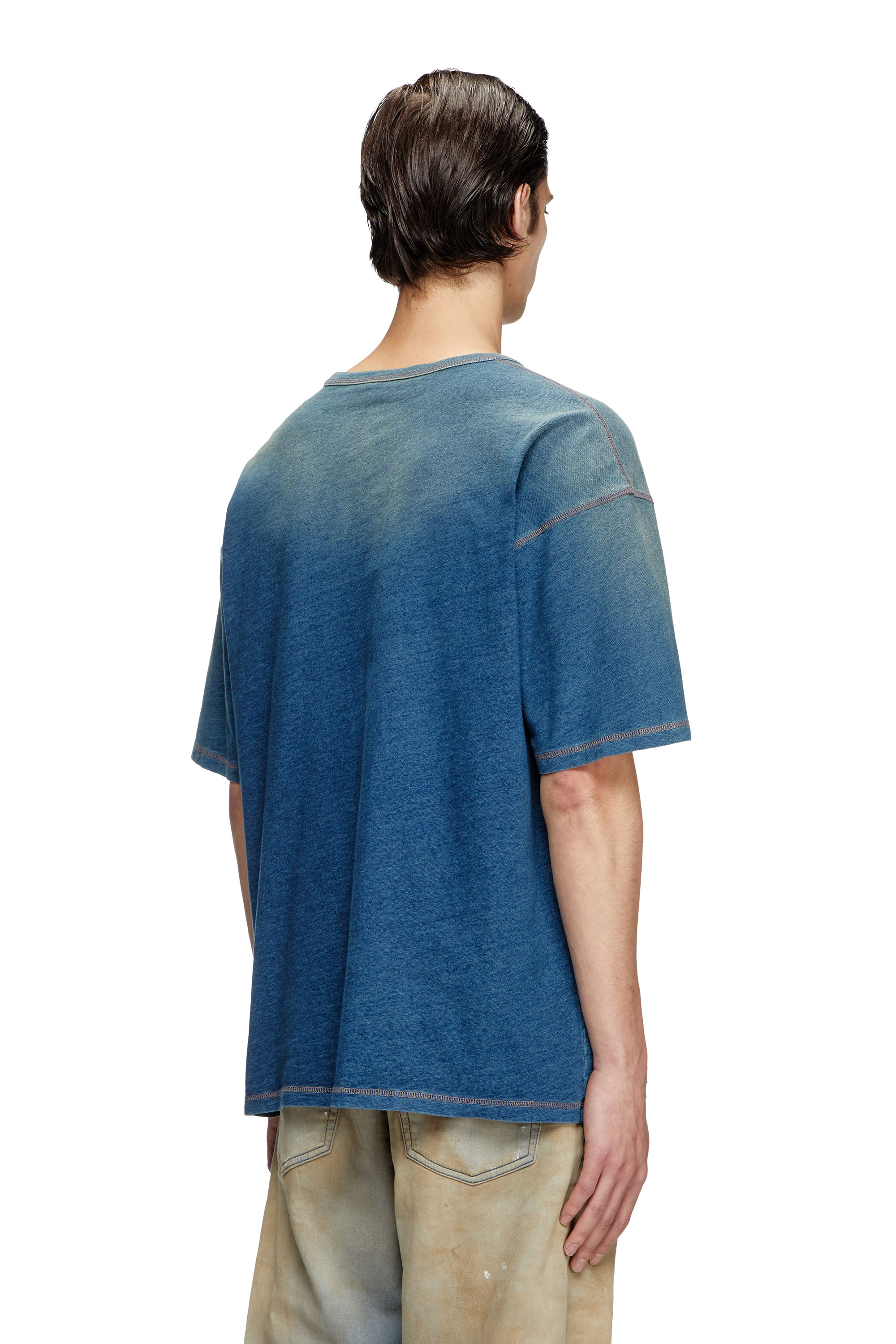 Diesel - T-BOXT-R11, Man's T-shirt with sprayed treatment in Blue - 4